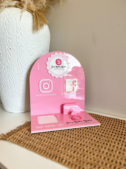 Business Social Stand