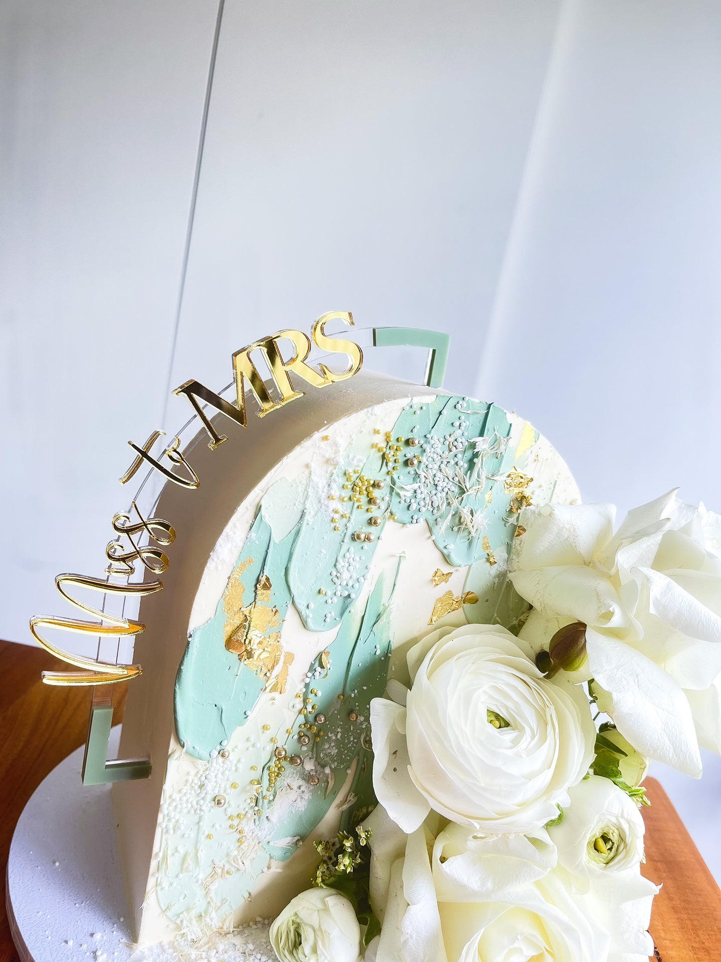 Arch Cake Topper